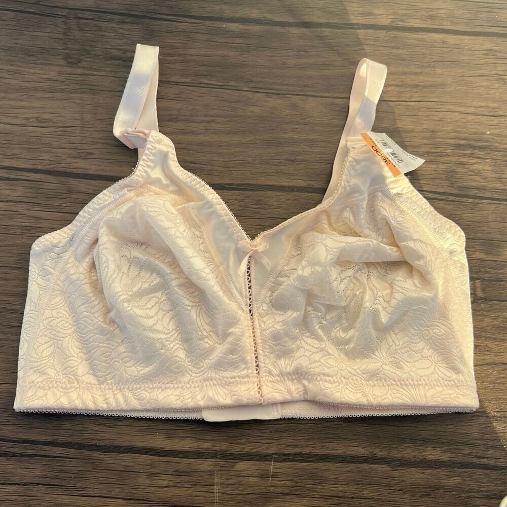 ˚₊‧꒰ა ☆ ໒꒱ ‧₊˚ NWT Bali Women's Bra Size 38DD (2F-DV)